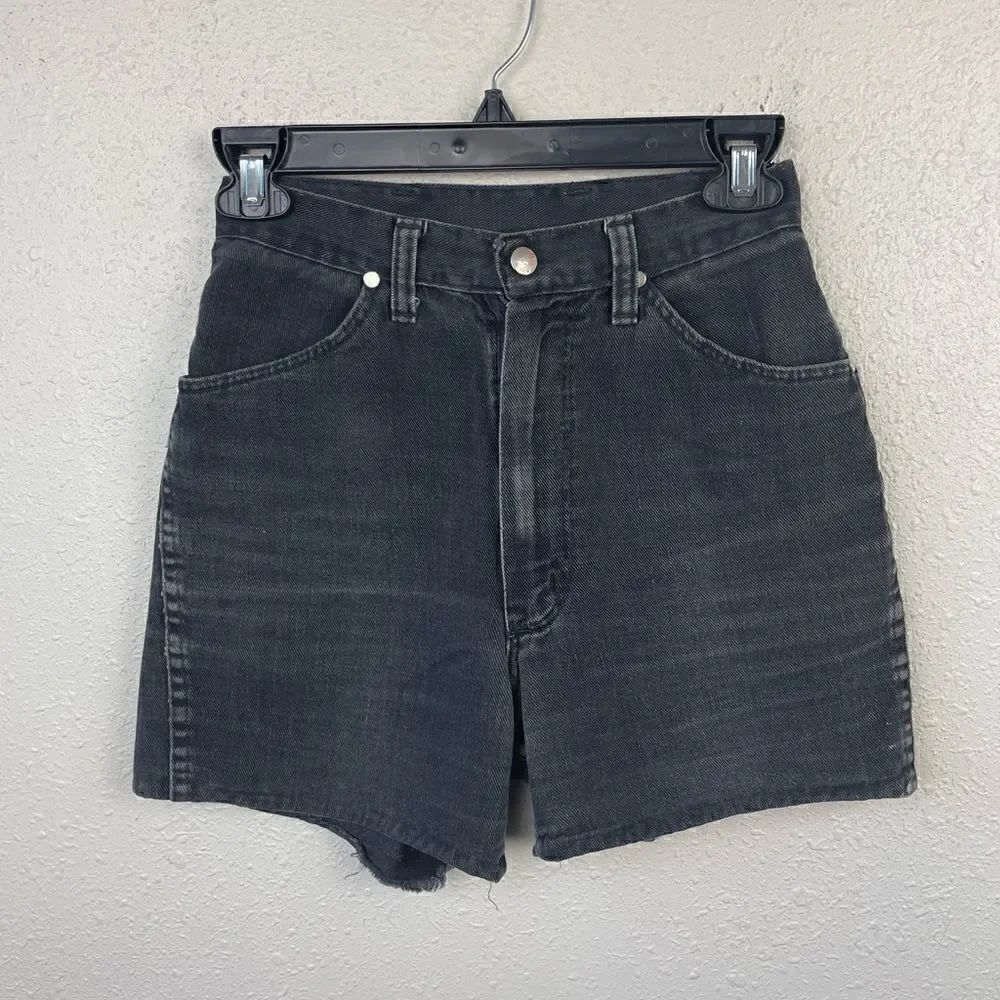 Misses Wrangler Black Denim Shorts Size 11/12 EUC